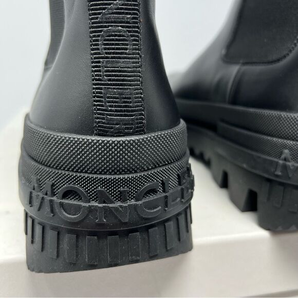 Moncler Coralyne Boots - Picture 7 of 13